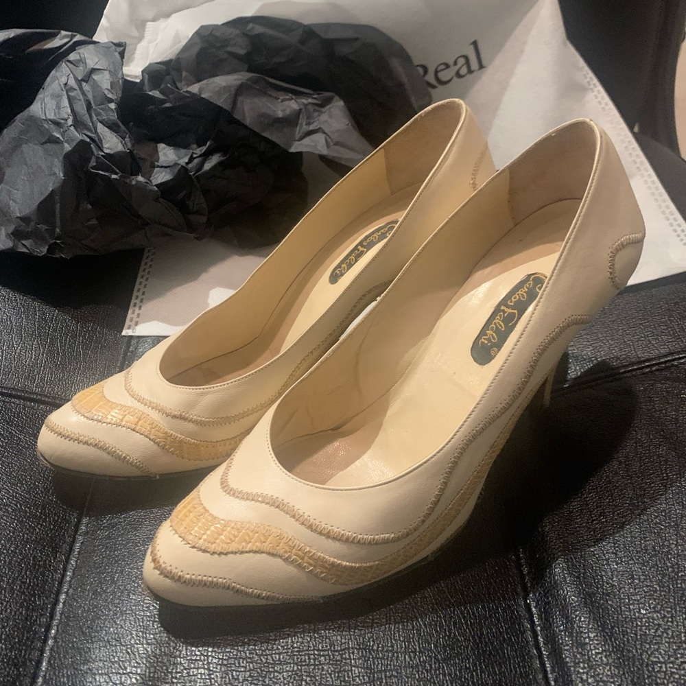 Carlos Falchi Neutral Leather Pumps